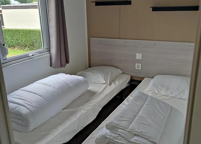 Camping L'oiseau Blanc *